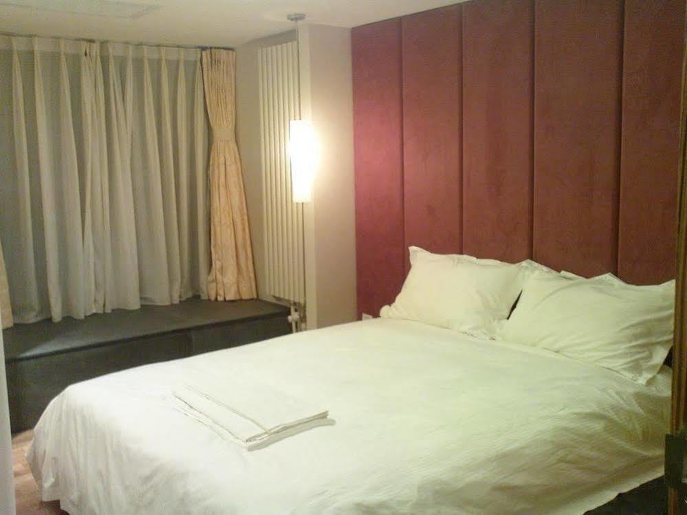 Seasons Park Apart Hotel Beijing Exterior photo